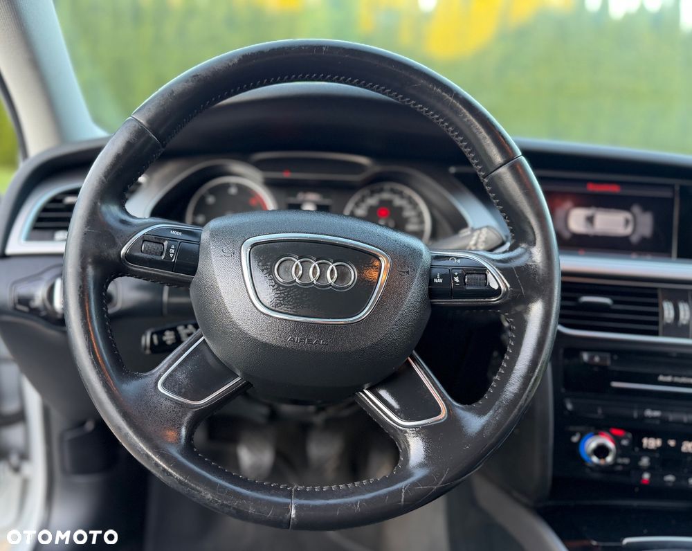 Audi A4 Avant 2.0 TDI DPF Attraction - 33