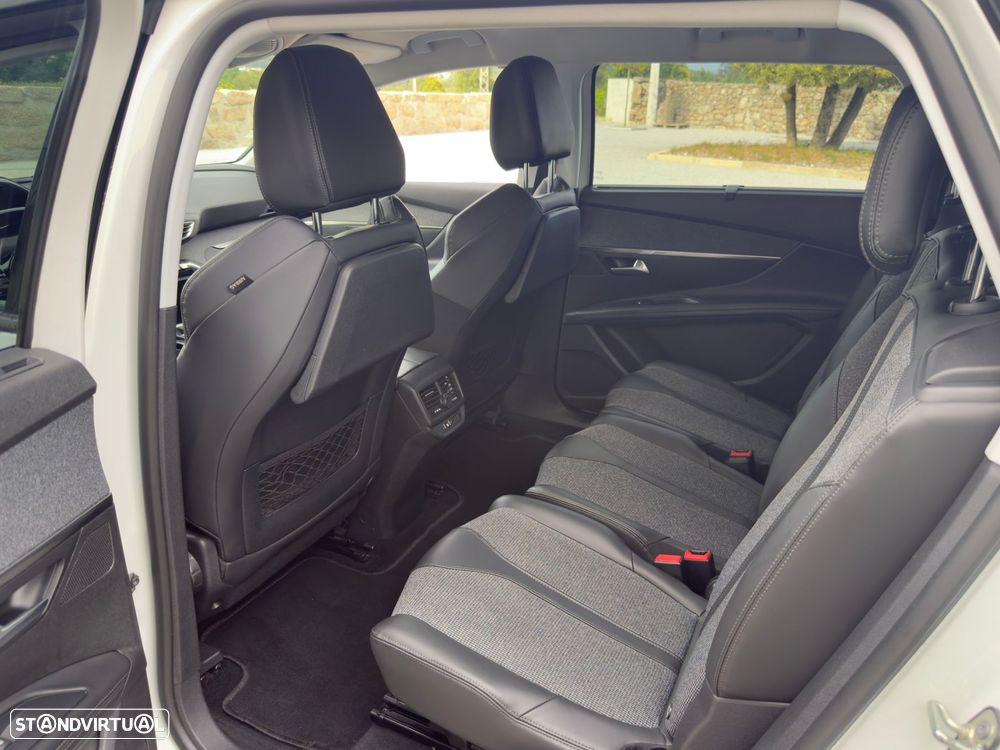 Peugeot 5008 1.6 BlueHDi Allure - 24