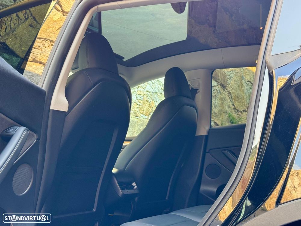 Tesla Model Y Tração Traseira - 23