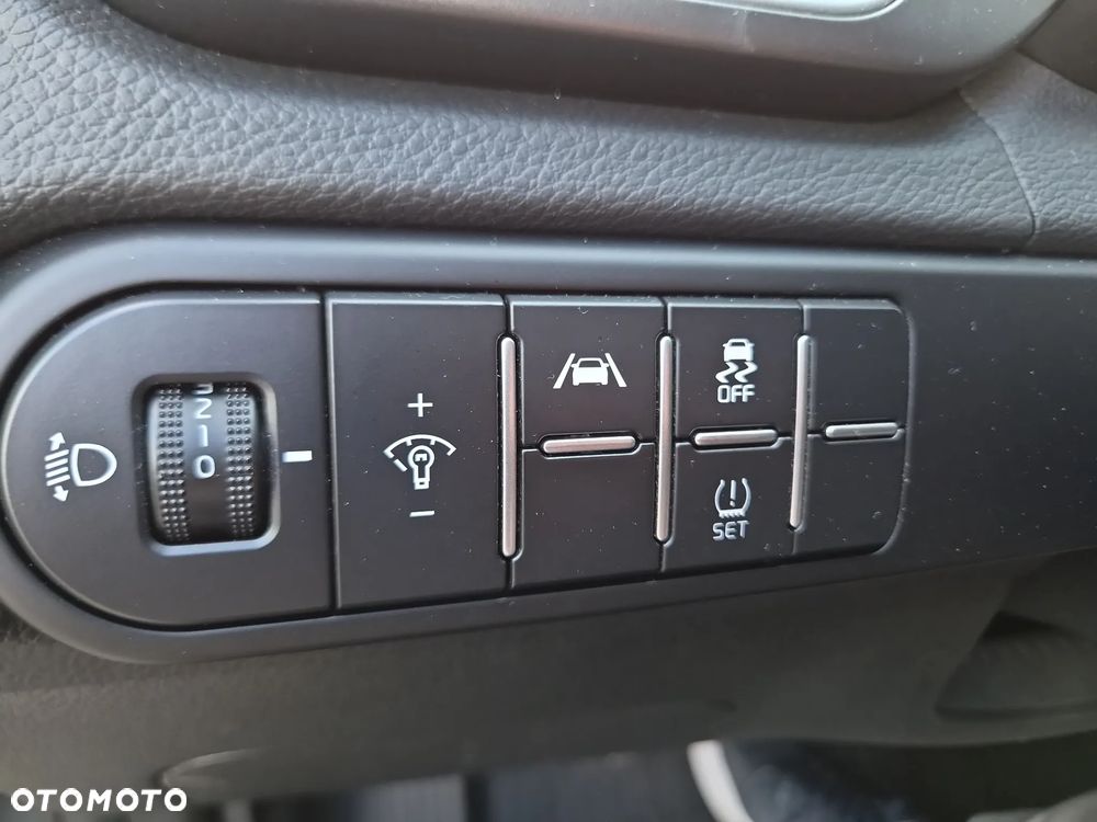 Kia XCeed 1.5 T-GDI M - 21