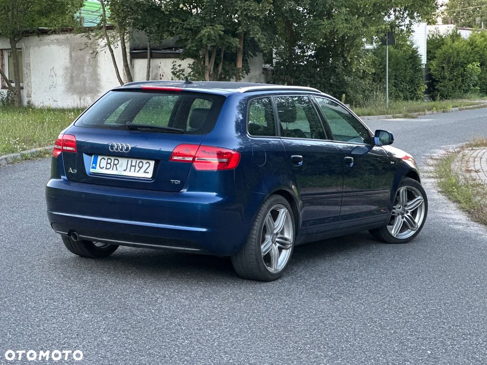 Audi A3 Sportback - 8