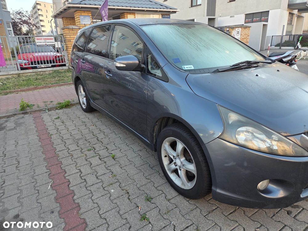 Mitsubishi Grandis - 4