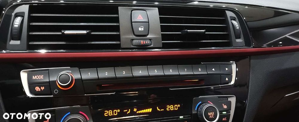 BMW Seria 2 218i GPF Sport Line - 31