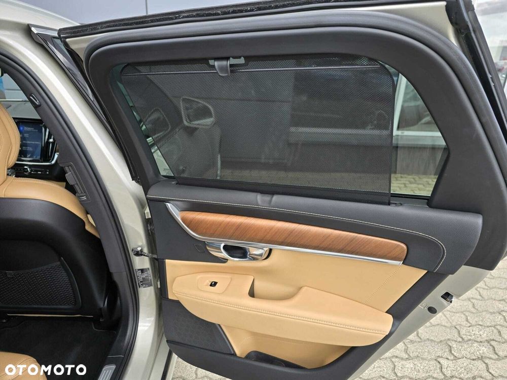 Volvo V90 D4 SCR AWD Inscription - 17