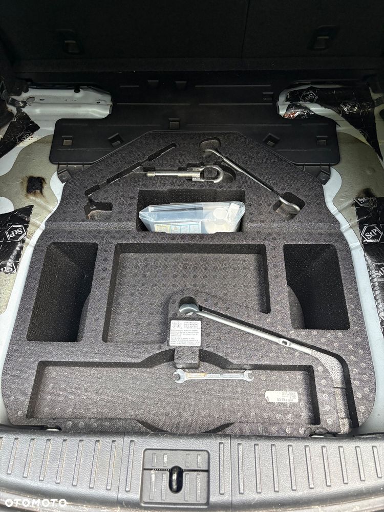Mazda 6 2.0 Exclusive + - 13