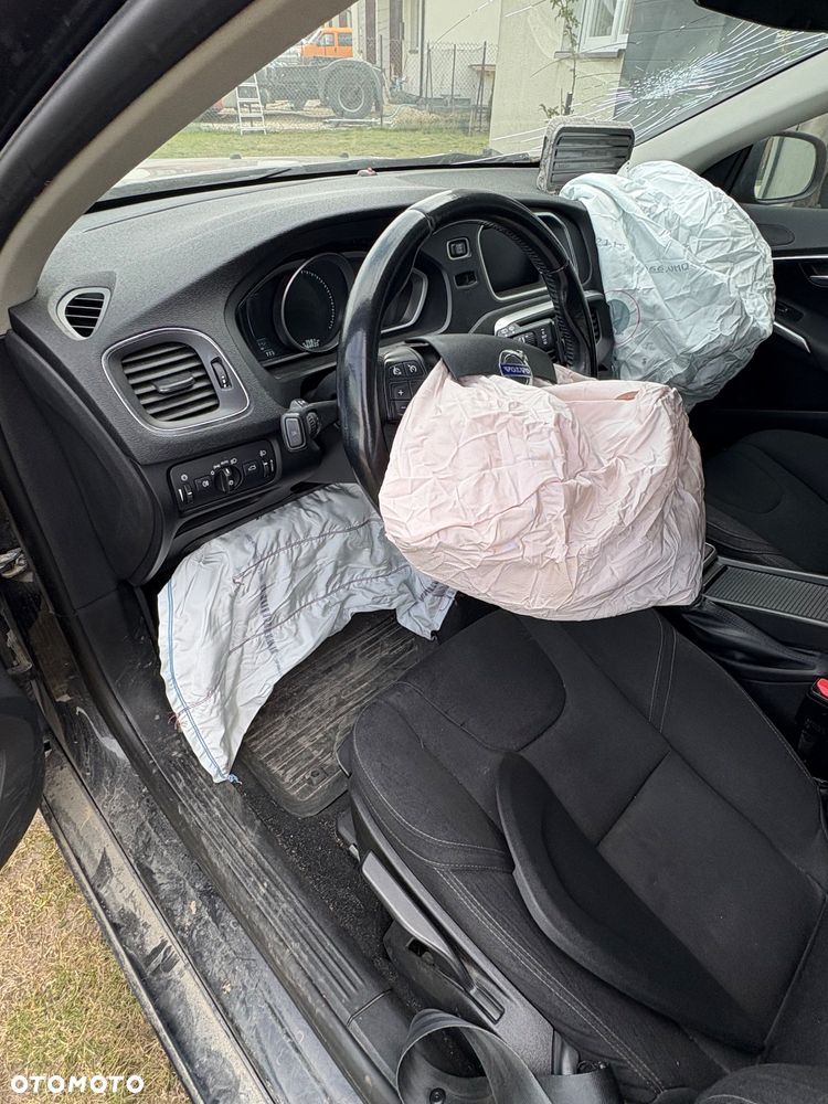 Volvo V40 D4 Drive-E Kinetic - 4