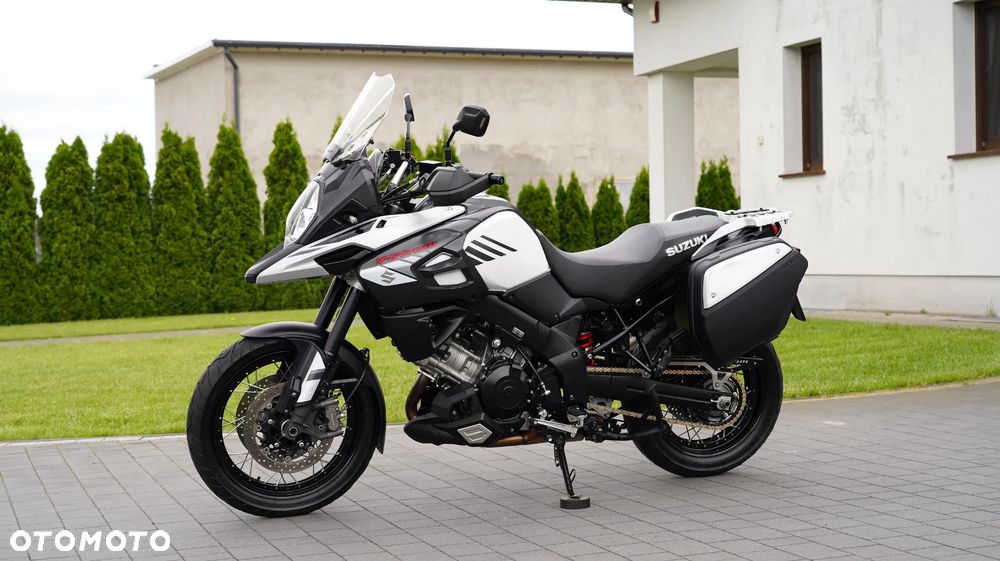 Suzuki V-STROM - 3