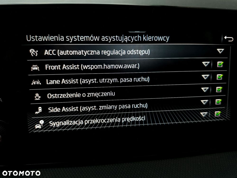 Skoda Fabia 1.0 TSI Monte Carlo - 34