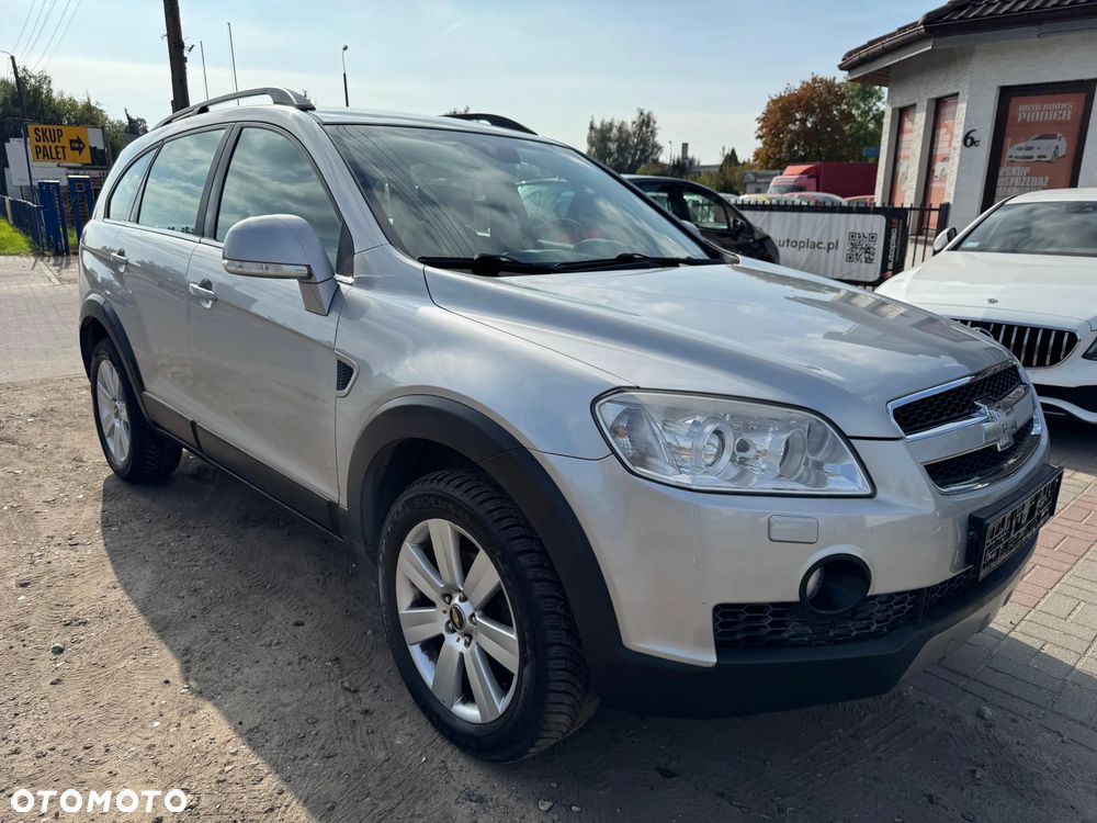 Chevrolet Captiva 2.0 d LT medium - 2