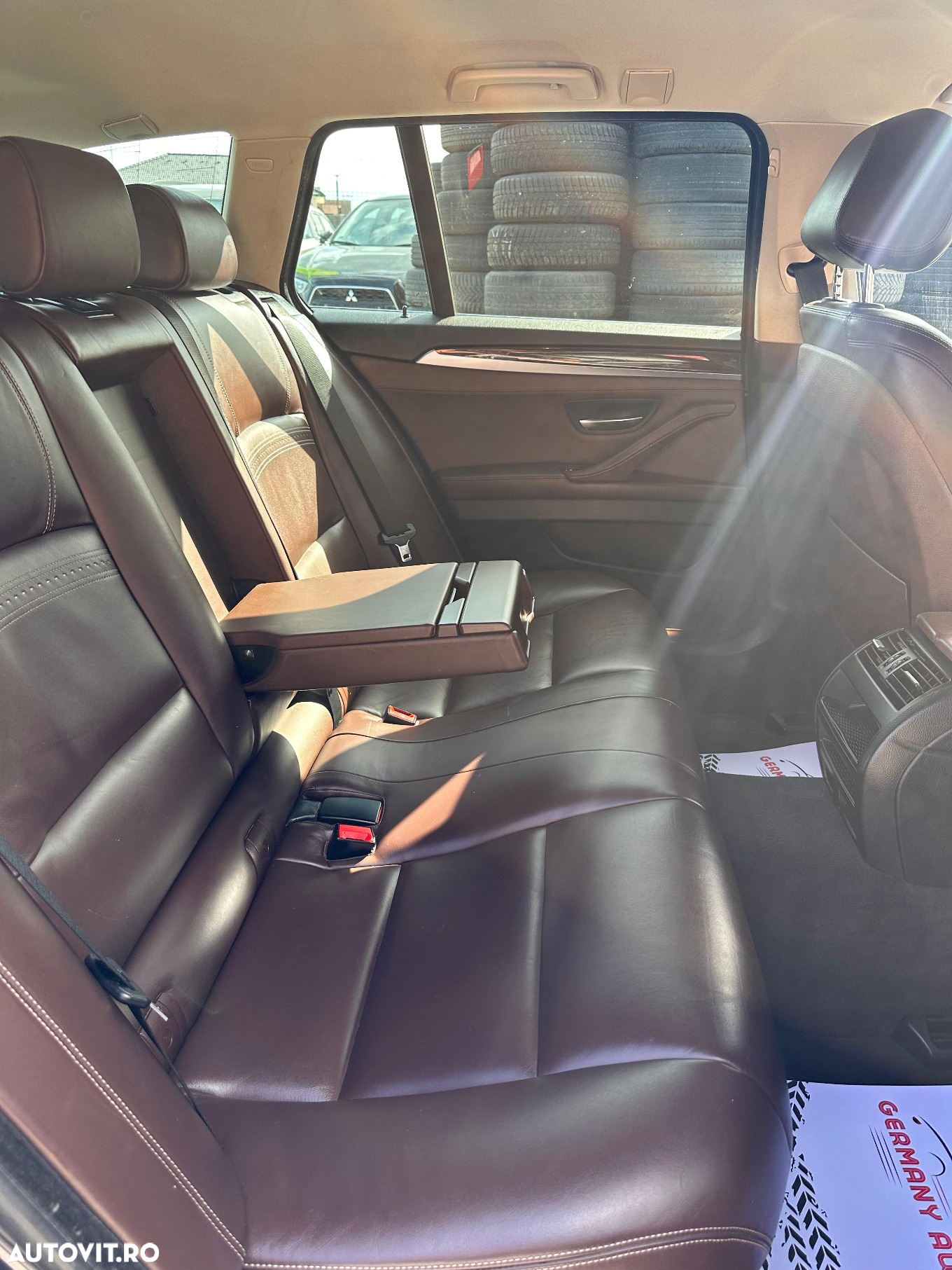 BMW Seria 5 520d xDrive Touring Aut. Luxury Line - 7