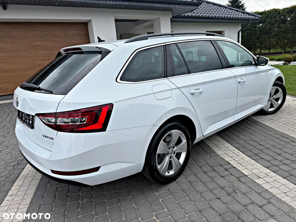 Skoda Superb 2.0 TDI DSG Style - 13