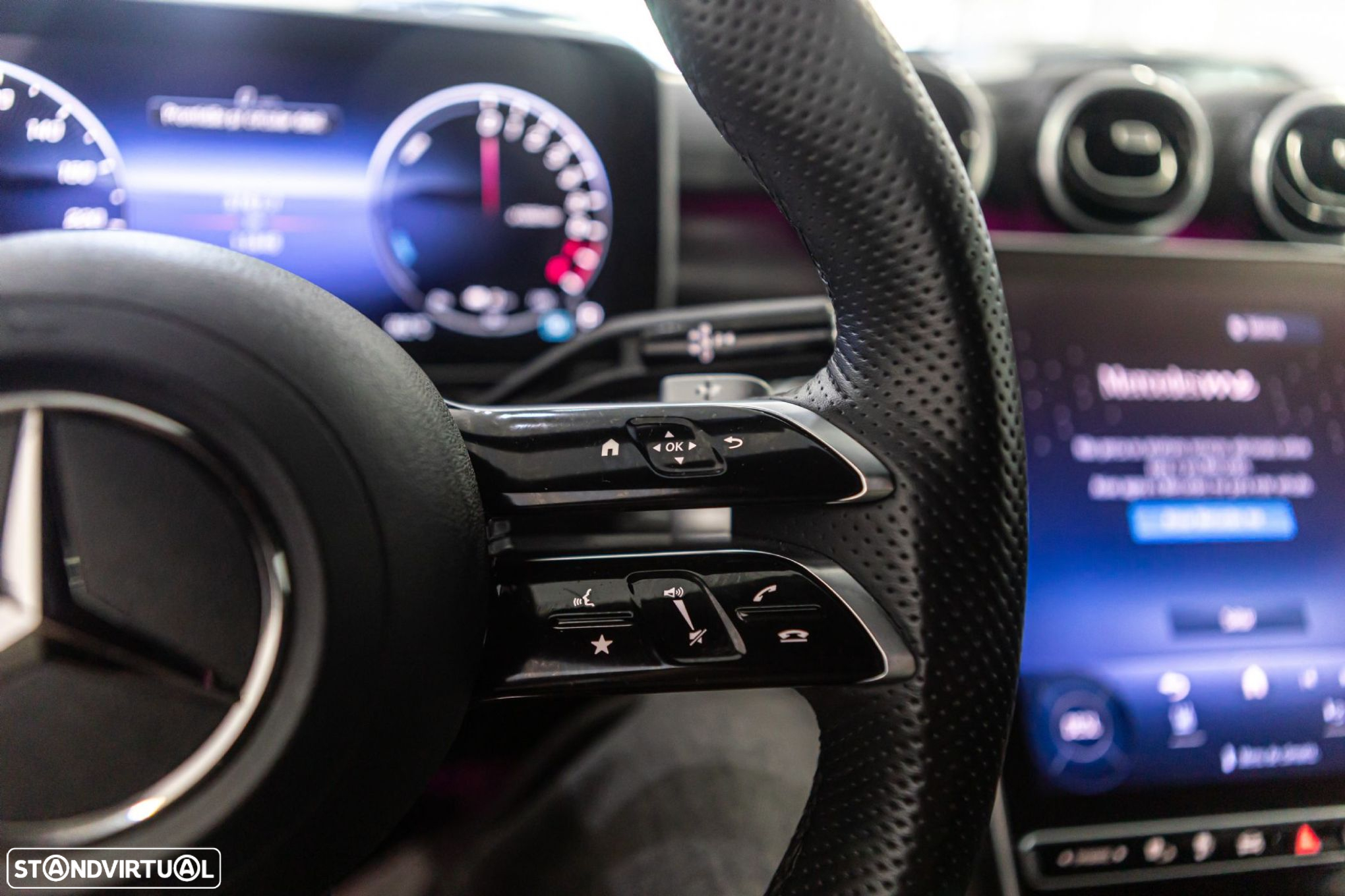 Mercedes-Benz C 300 e AMG Line - 32
