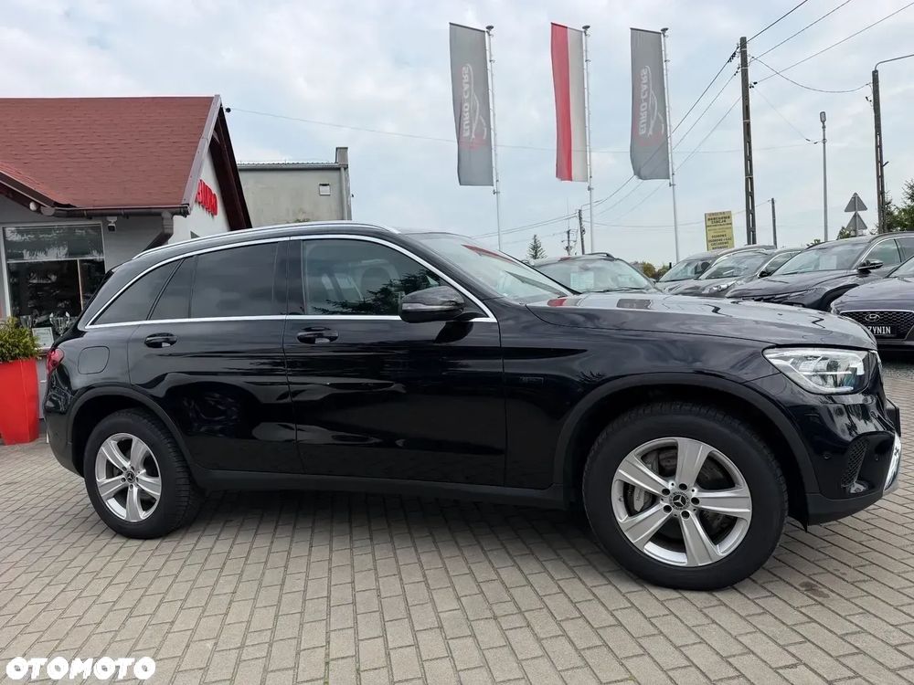 Mercedes-Benz GLC 300 e 4-Matic - 5