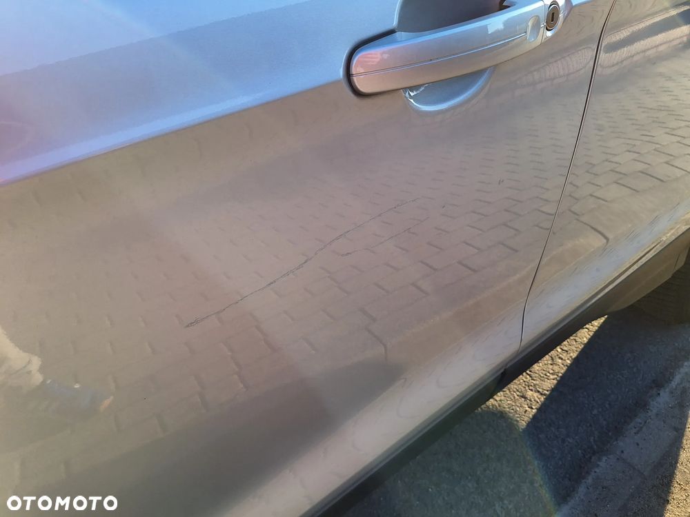 Ford Kuga 2.0 TDCi 4x4 Titanium - 37