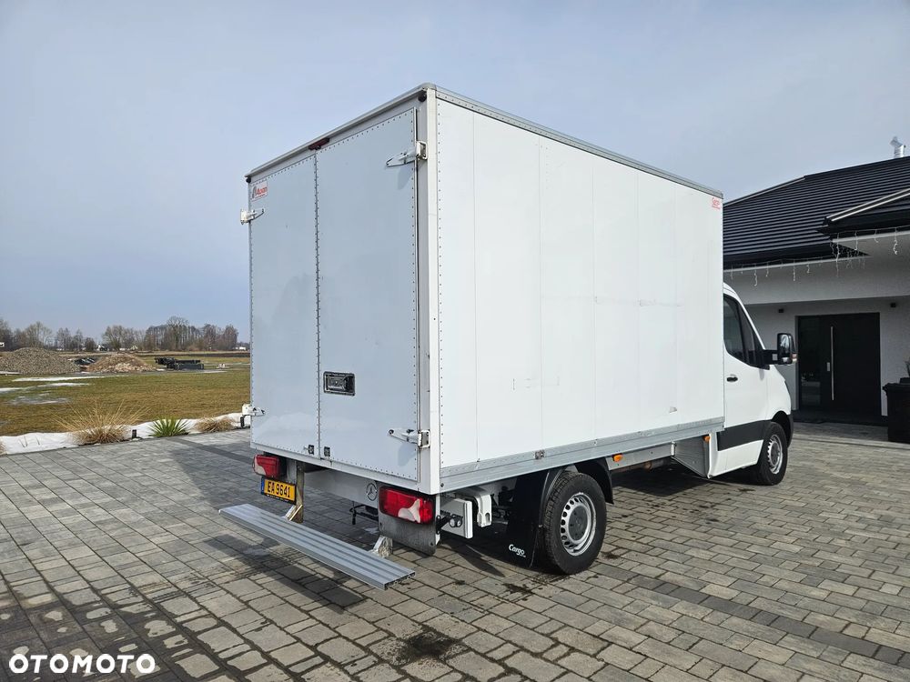 Mercedes-Benz Sprinter - 3