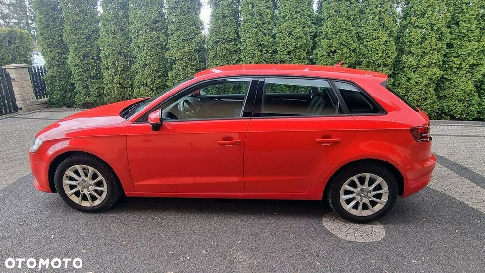 Audi A3 Sportback - 3