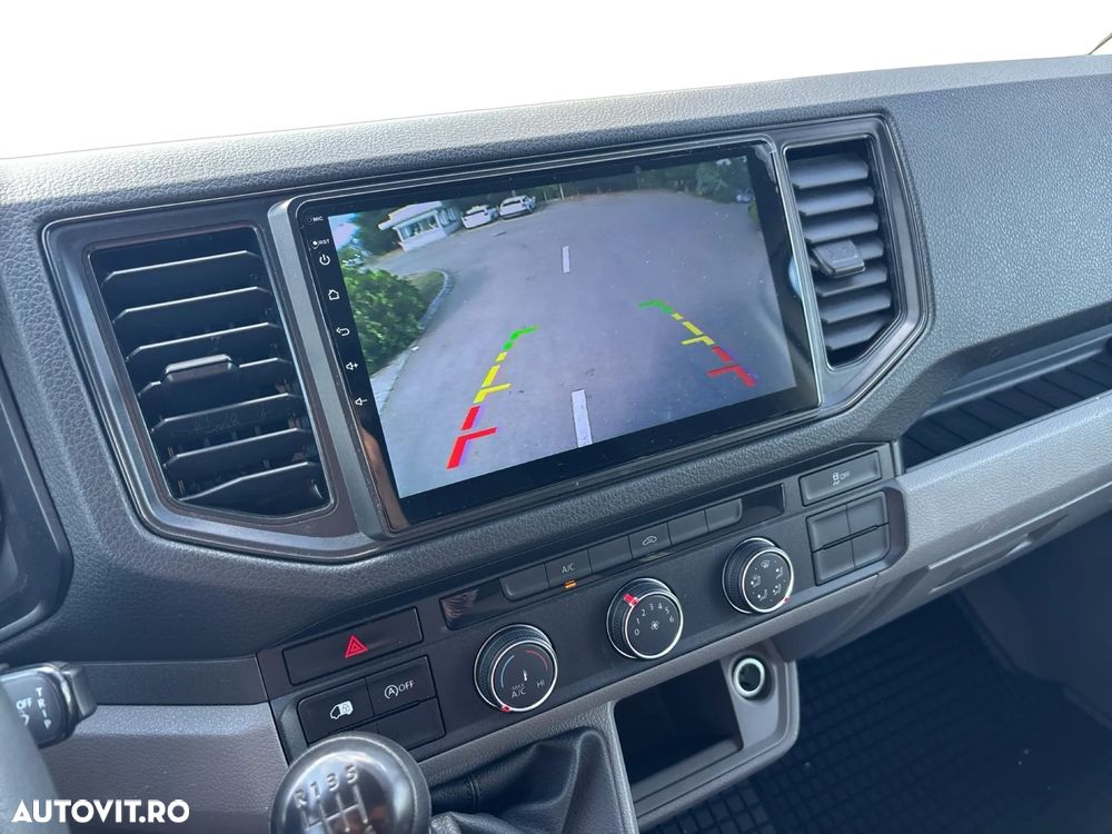 Volkswagen Crafter - 13