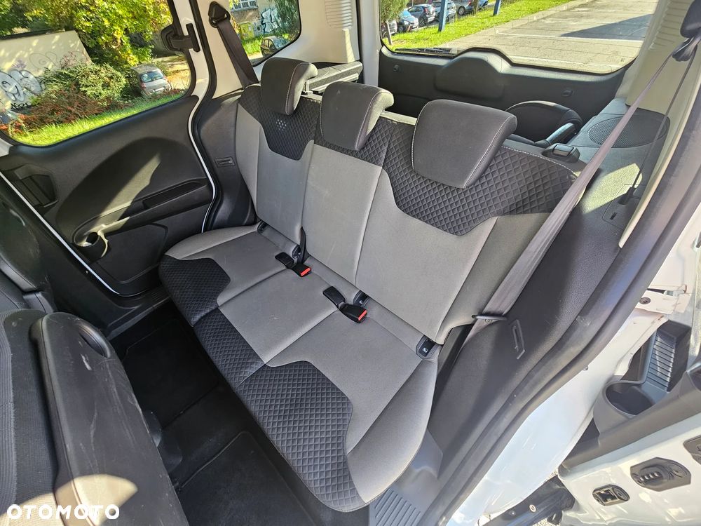 Ford Tourneo Courier 2016 photo 5