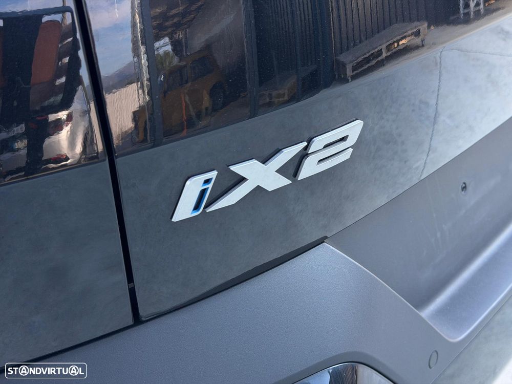 BMW iX2 eDrive20 - 16