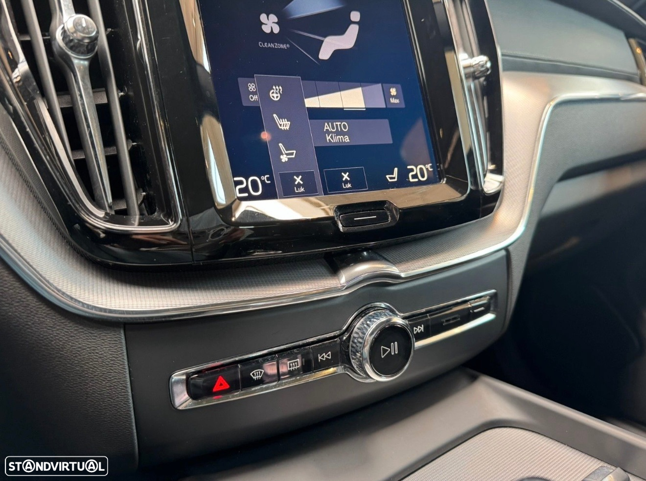 Volvo XC 60 2.0 T8 PHEV Inscription Expression AWD - 11