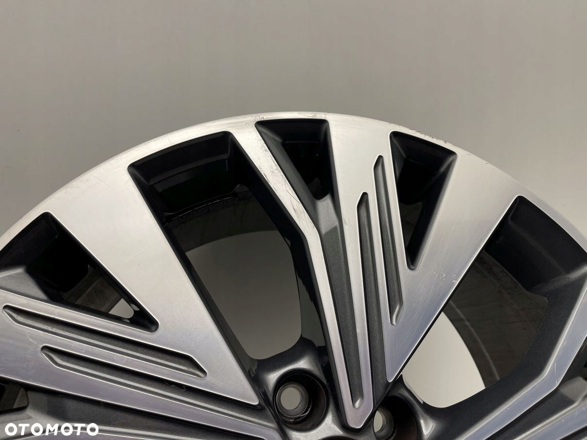 FELGA AUDI E-TRON Q4 89A 8J 19 ET45 89A601025C - 3
