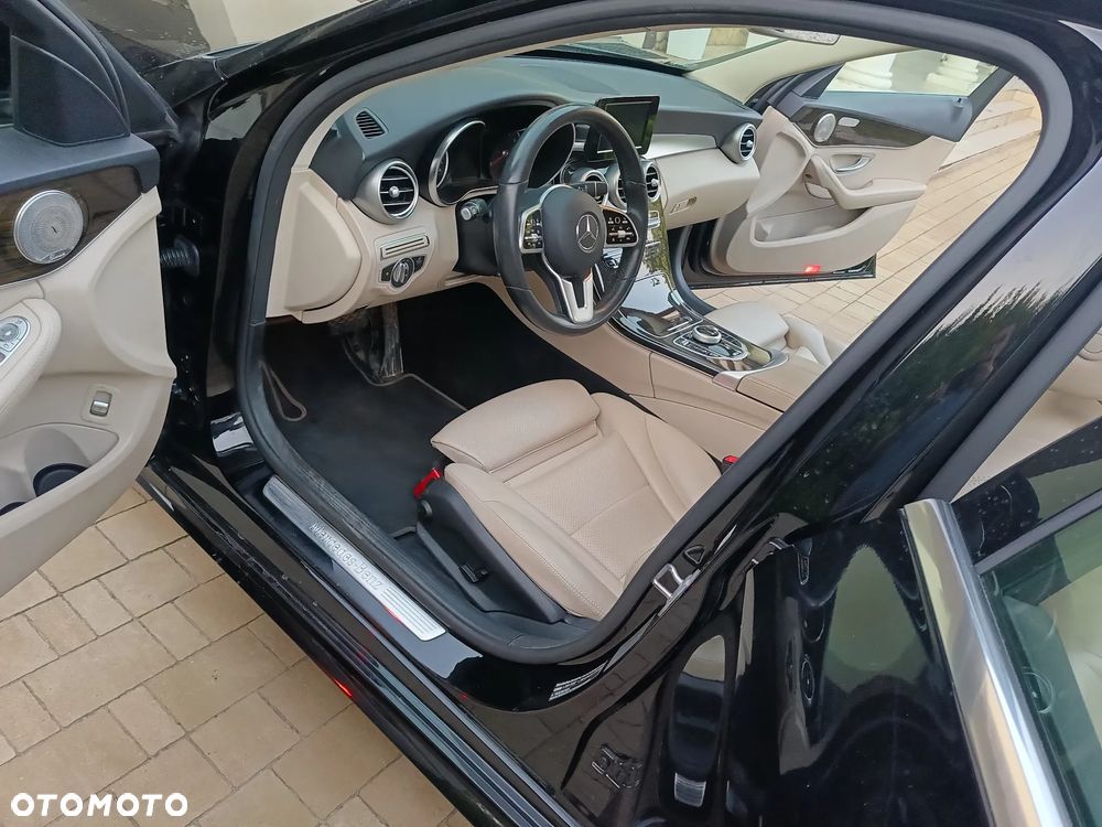 Mercedes-Benz Klasa C 200 4MATIC 9G-TRONIC - 14