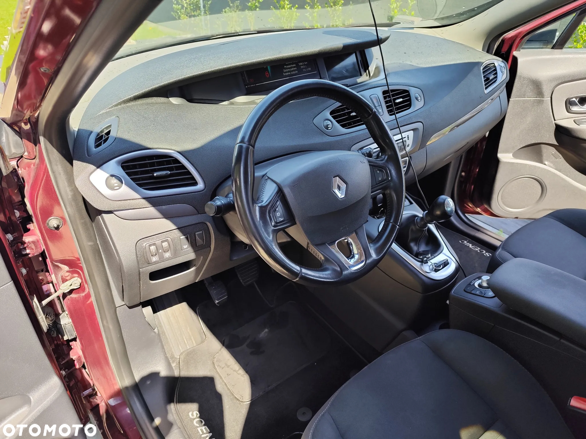 Renault Scenic 1.5 dCi Limited - 8