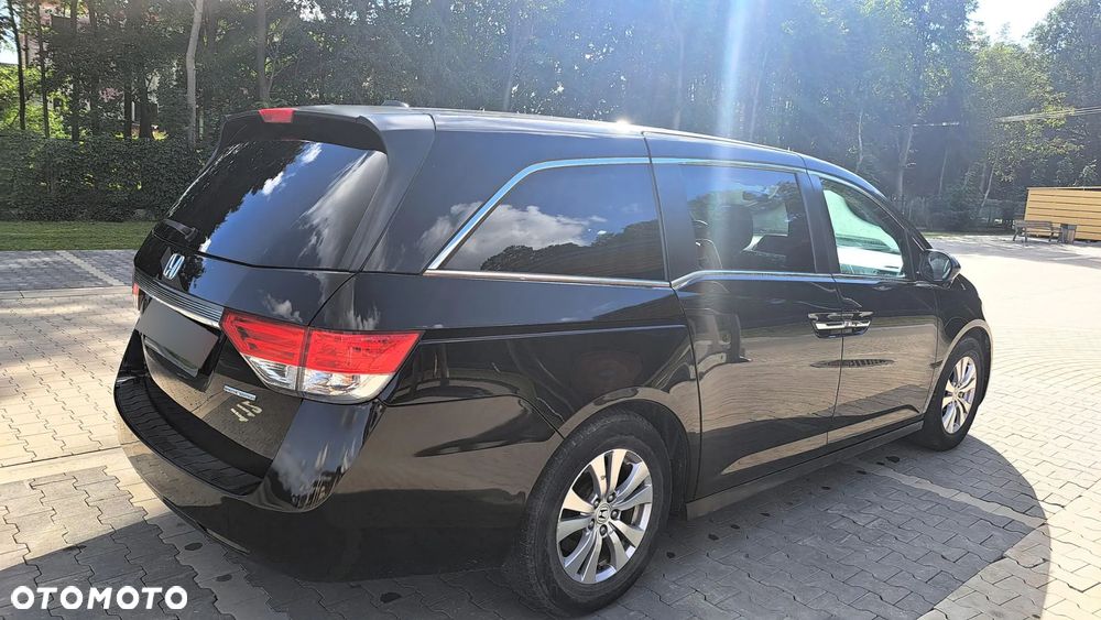 Honda Odyssey 2016 photo 4