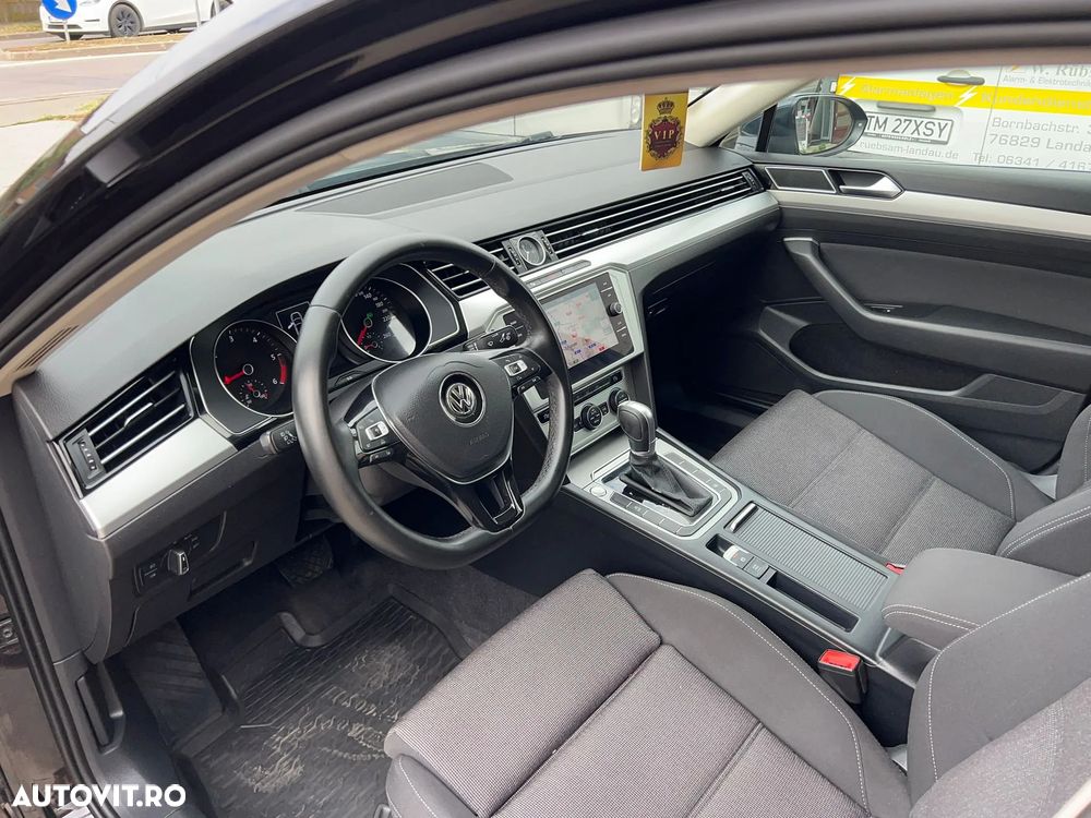 Volkswagen Passat - 6