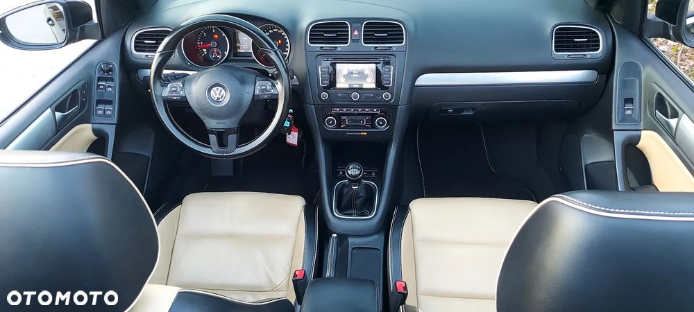 Volkswagen Golf 2.0 TDI Highline - 31