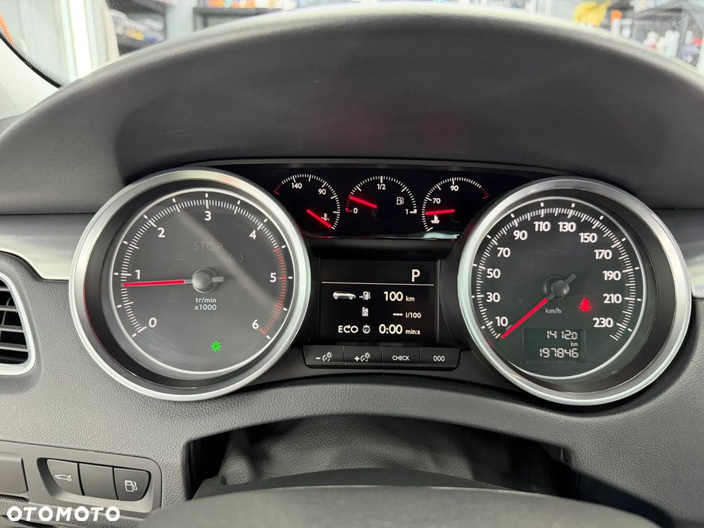 Peugeot 508 BlueHDi 180 EAT6 Stop&Start GT - 17