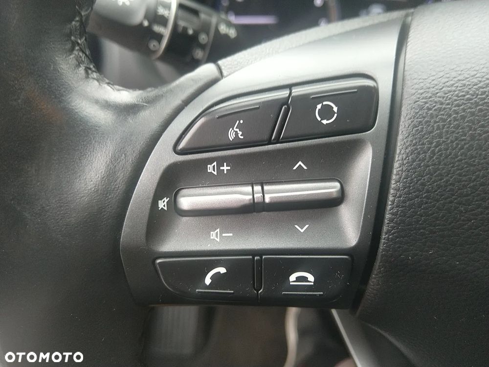Hyundai Kona - 24