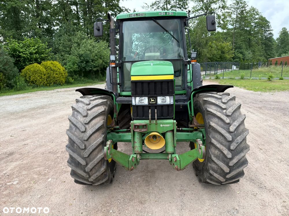 John Deere 6810 - 7