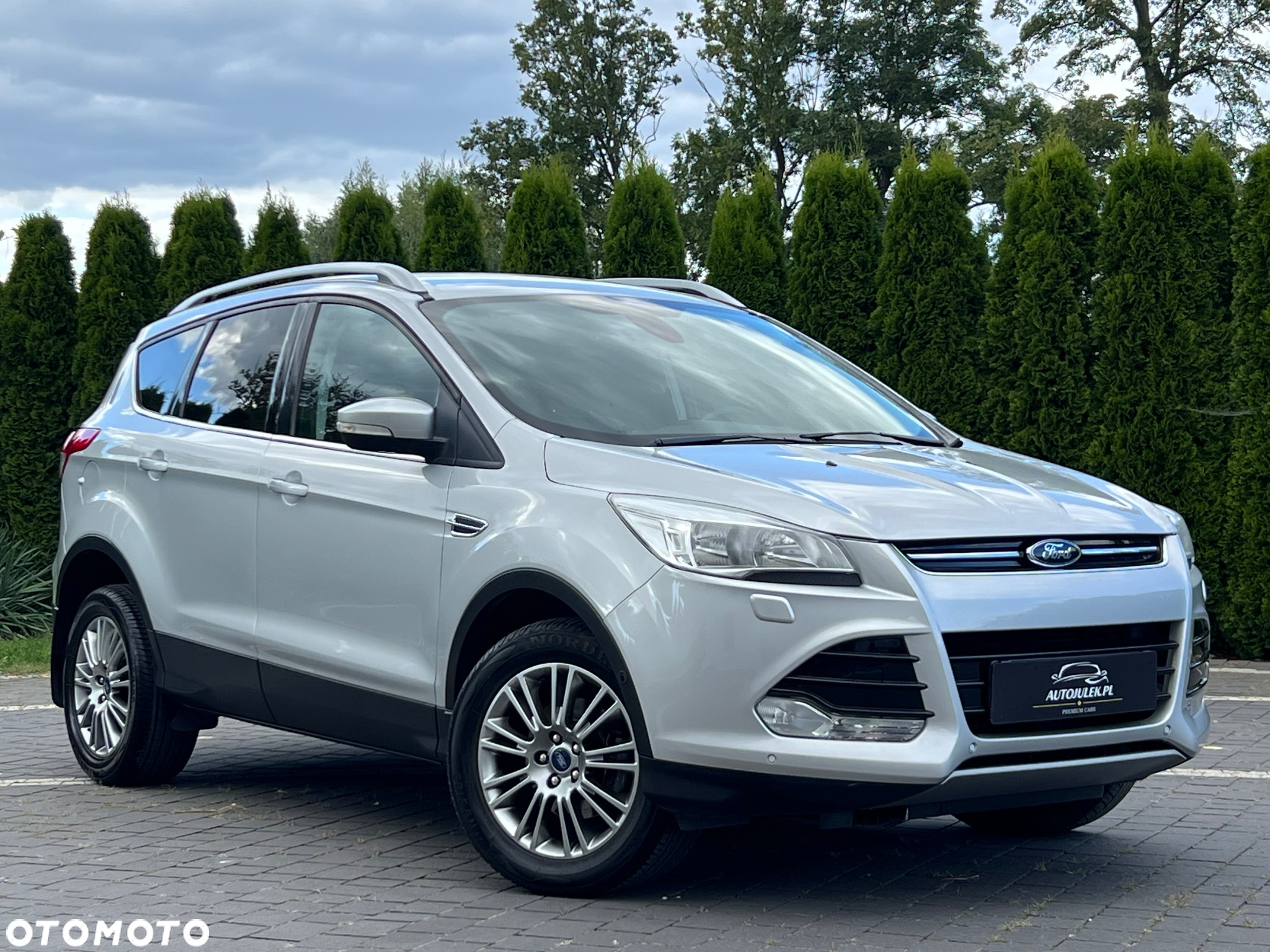 Ford Kuga 1.6 EcoBoost 2x4 Titanium - 16
