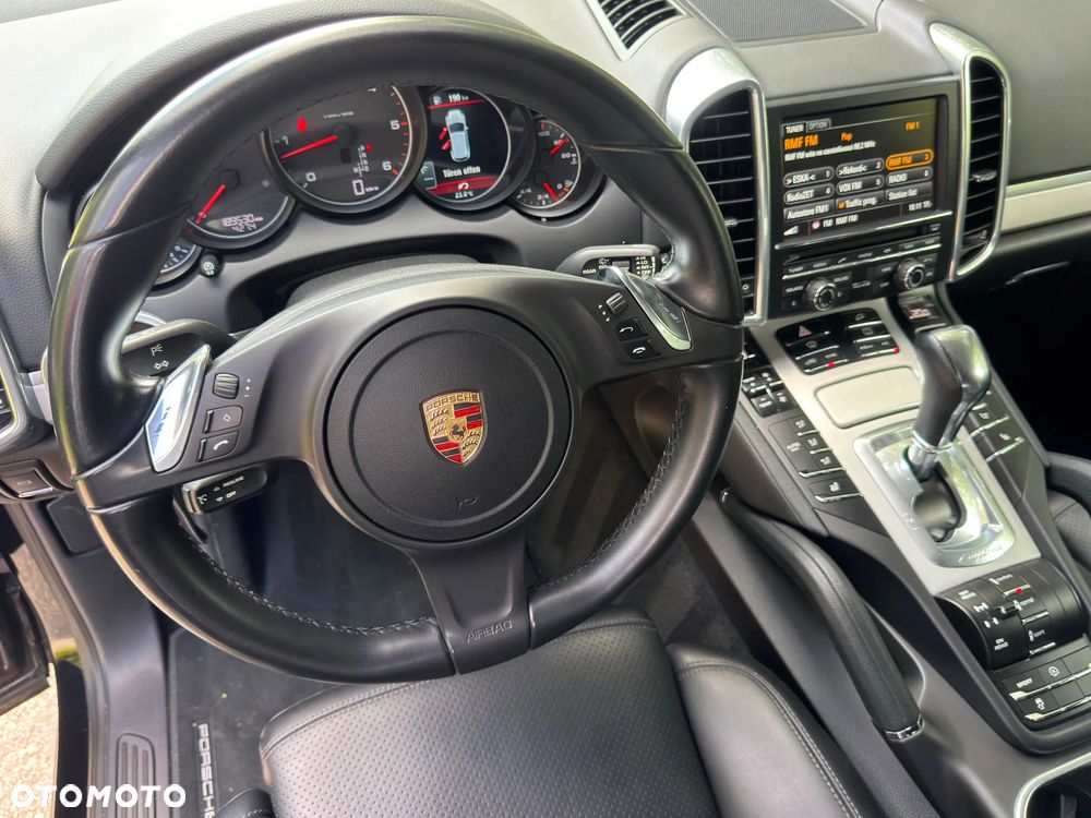 Porsche Cayenne Diesel Platinum Edition - 24