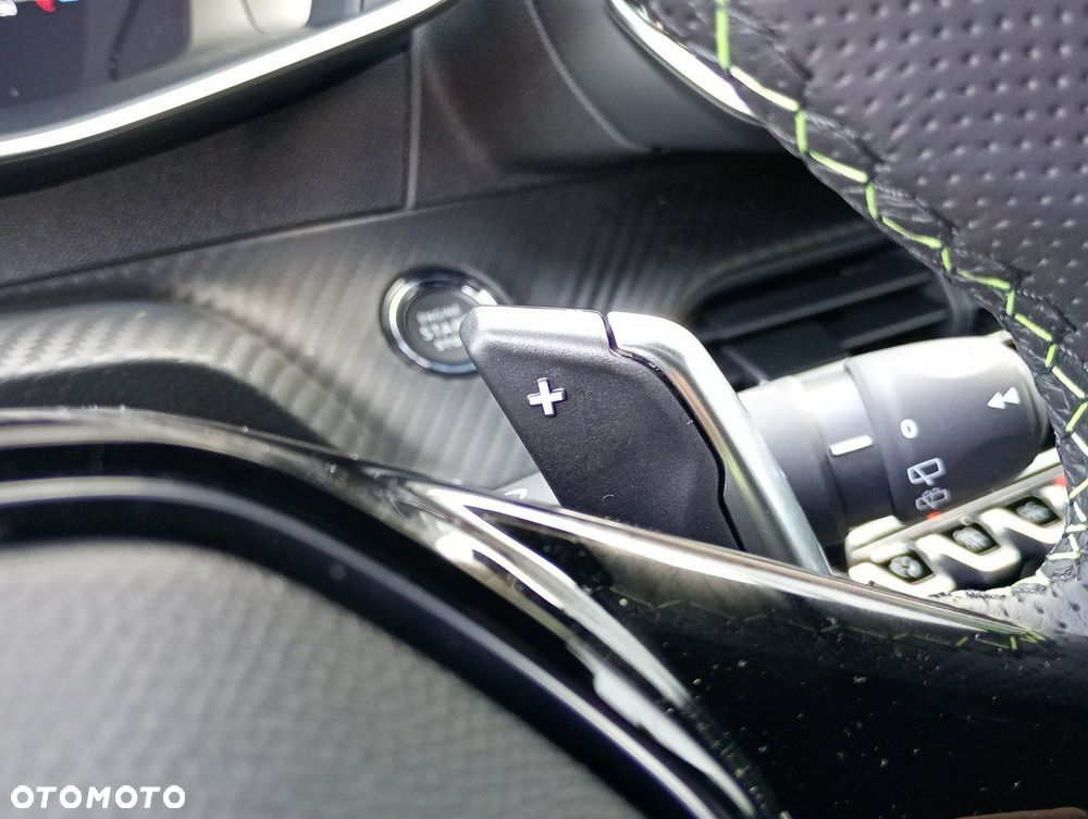 Peugeot 2008 - 17