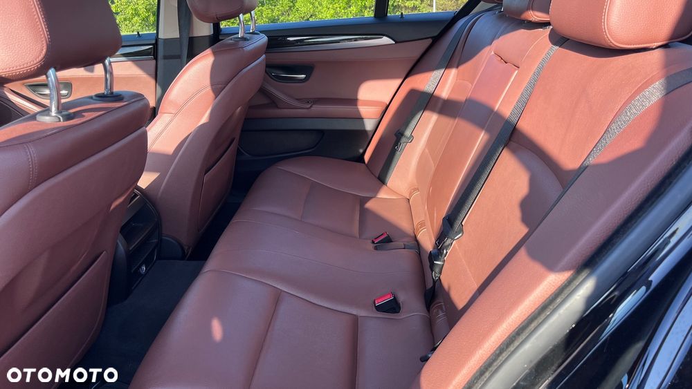 BMW Seria 5 520d xDrive Luxury Line - 30