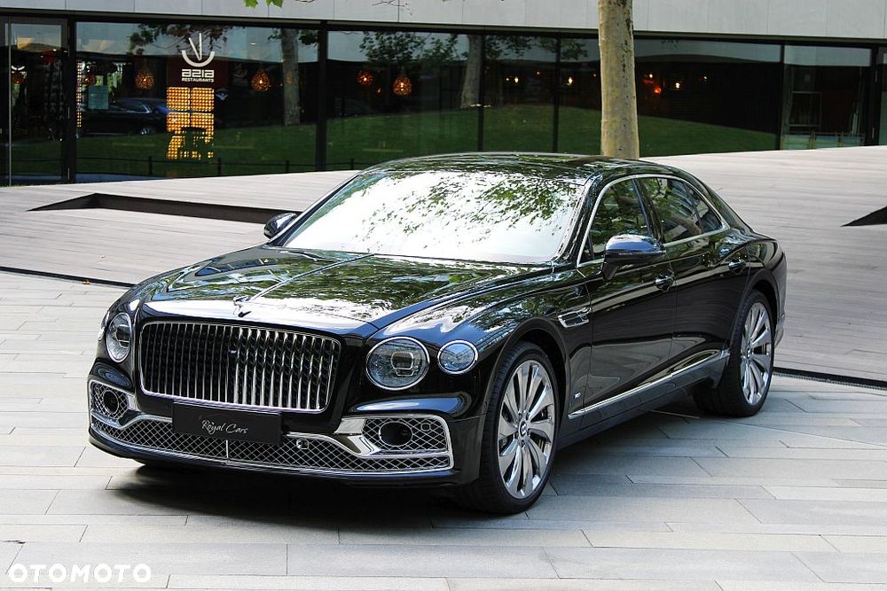 Bentley Flying Spur - 1
