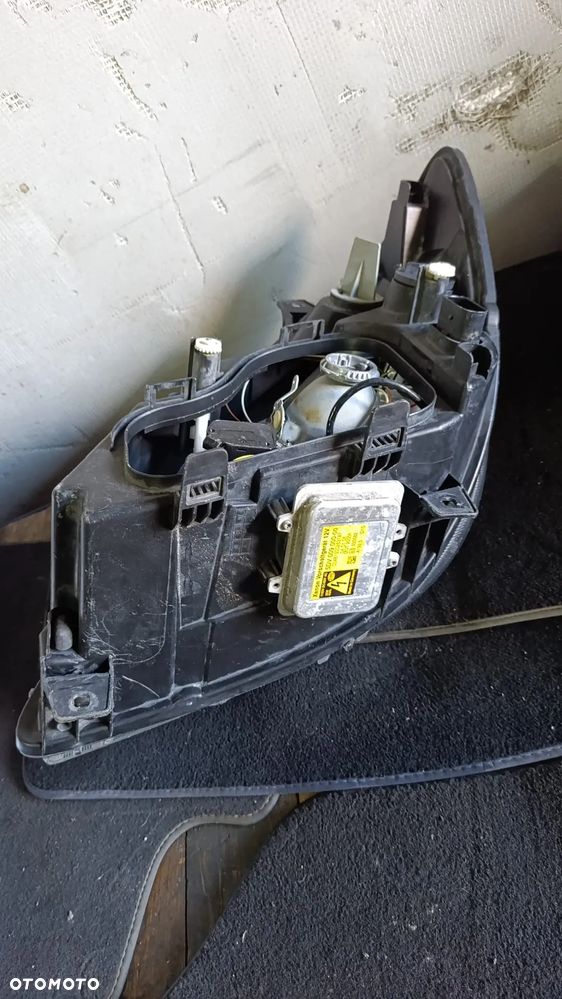 Stan: Używany  REFLEKTOR LAMPA MERCEDES SPRINTER W906 PRZED LIFT 2006-2013 XENON PRAWA - 2