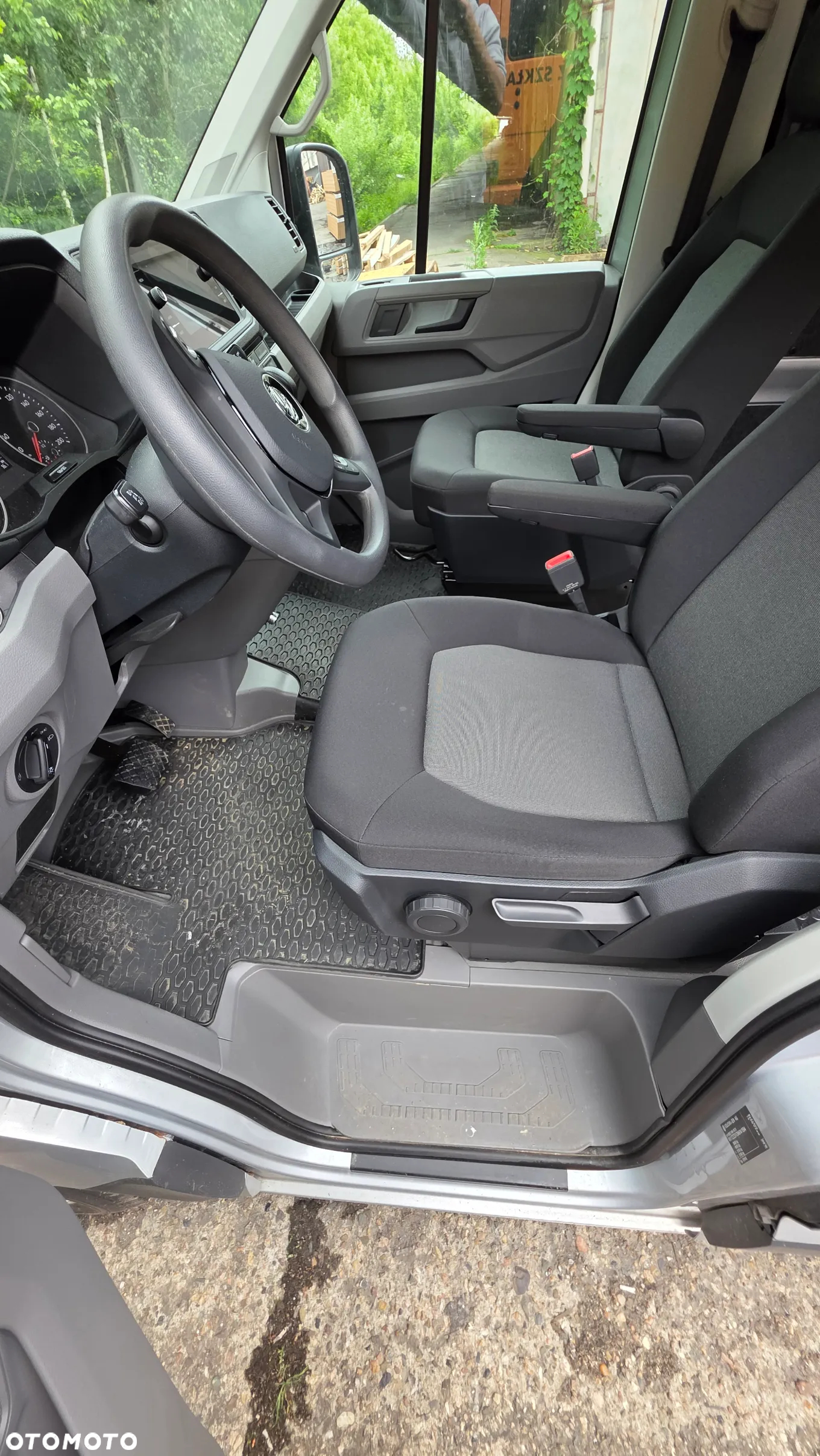 Volkswagen Crafter 35 BiTDI - 11