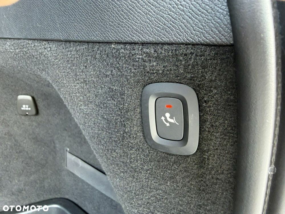 Volvo XC 90 - 21