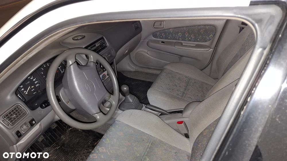 Toyota Corolla 1.4 - 6