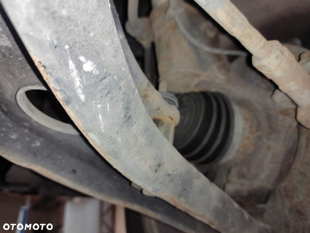 Mitsubishi Colt - 25