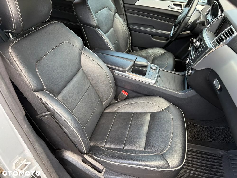 Mercedes-Benz ML 350 BlueTEC 4-Matic - 16