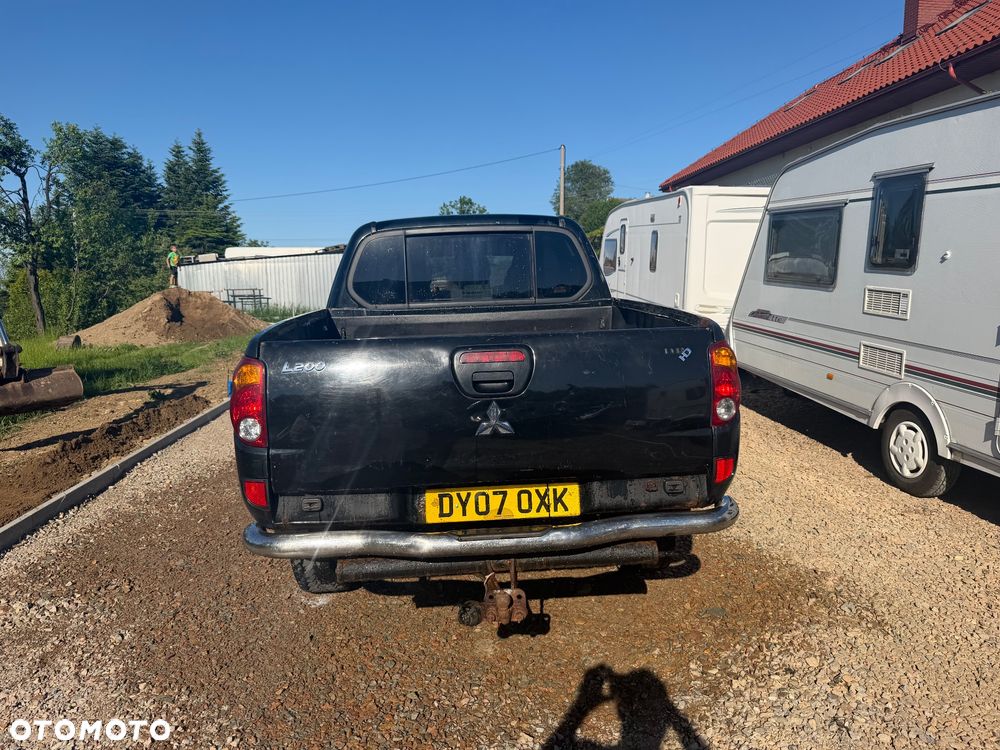 Mitsubishi L200 - 4