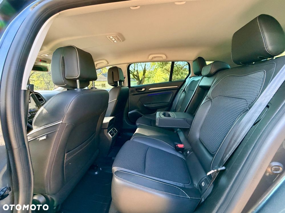 Renault Megane ENERGY TCe 140 EDC BOSE EDITION - 28