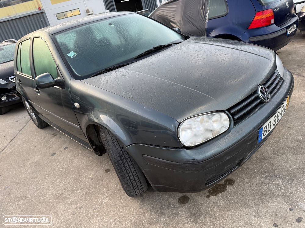 Vw Golf 4 gasolina do ano 2000 para peças. - 2
