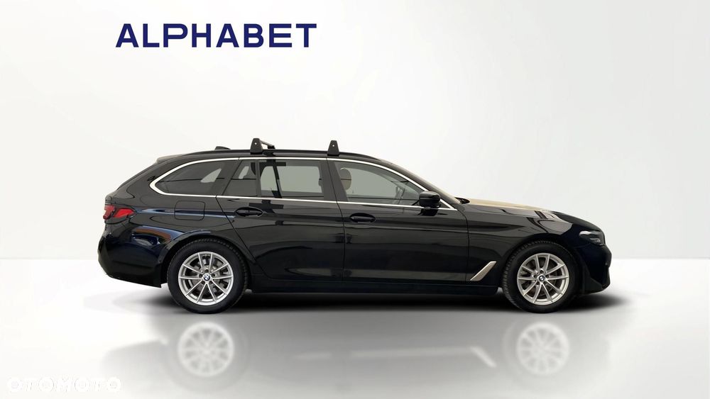 BMW Seria 5 520d xDrive - 6
