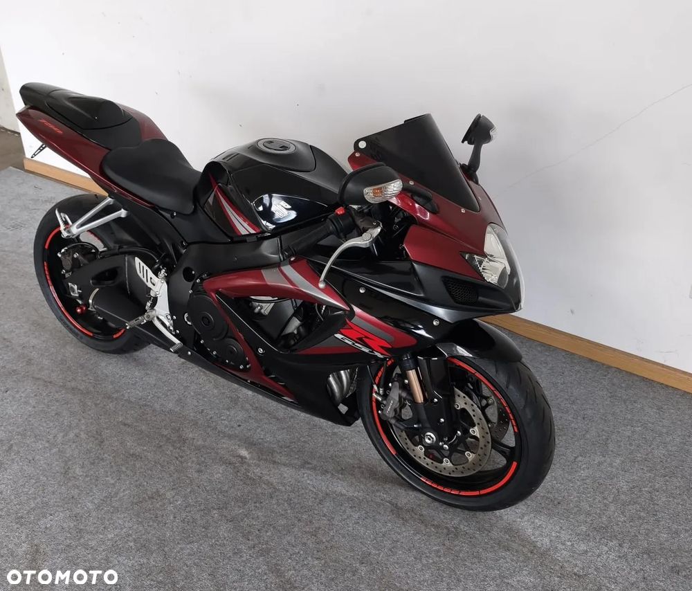 Suzuki GSX-R - 3