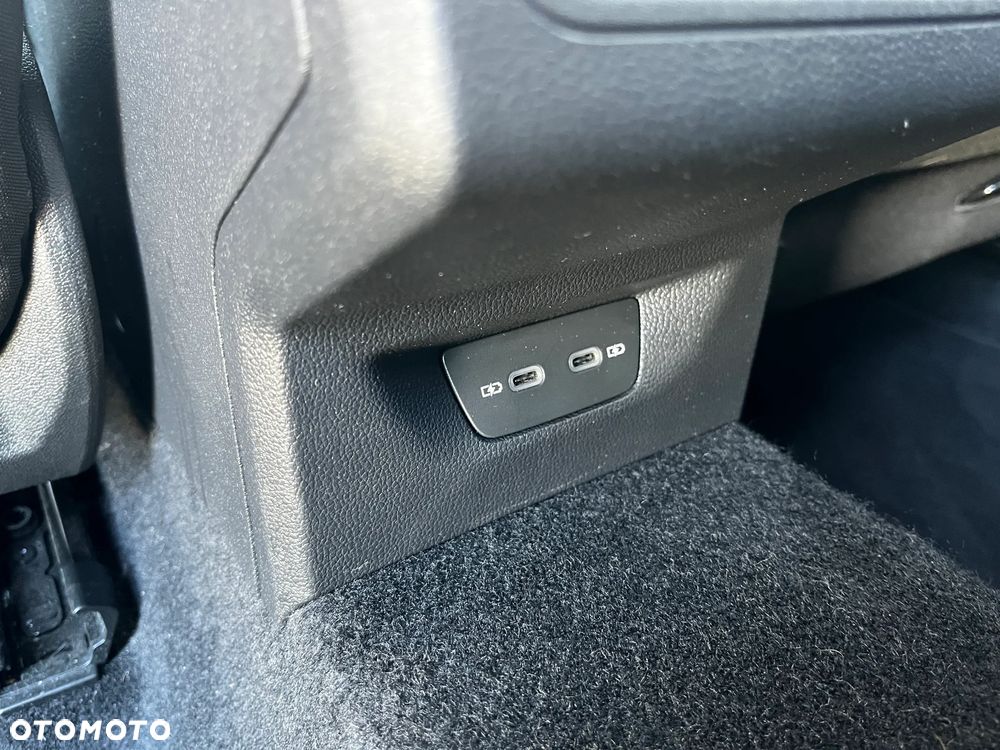 Volkswagen Golf 2.0 TDI Style - 36